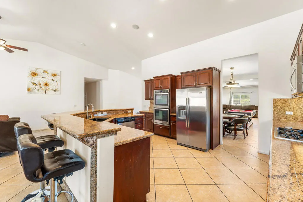 32100 Whispering Palms Trail, Cathedral City, California 92234 home-pic-11