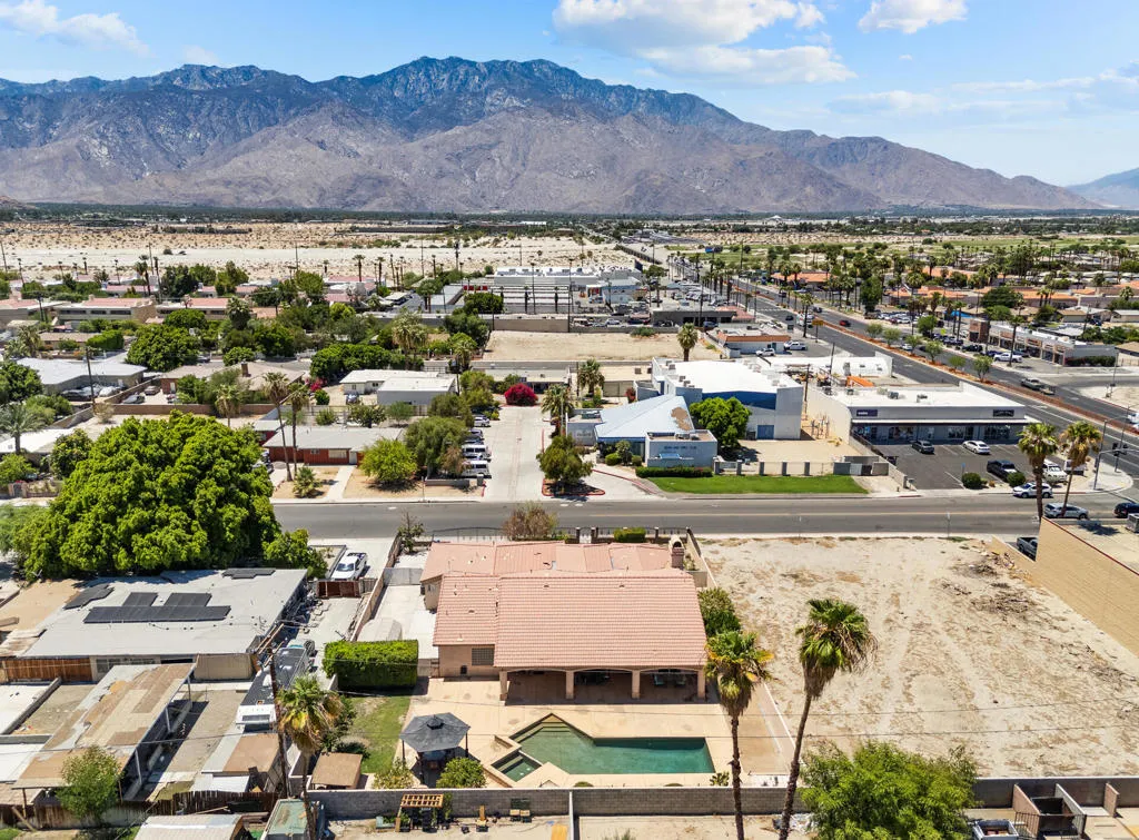 32100 Whispering Palms Trail, Cathedral City, California 92234 home-pic-40