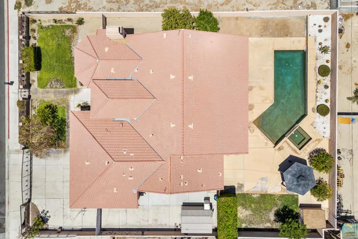 32100 whispering palms--5