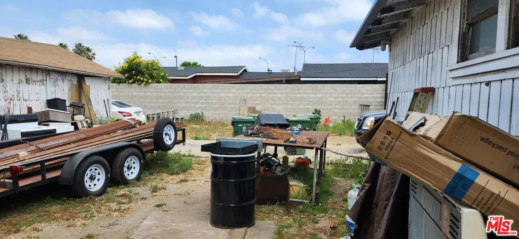 11319 Larch Avenue, Inglewood, California 90304