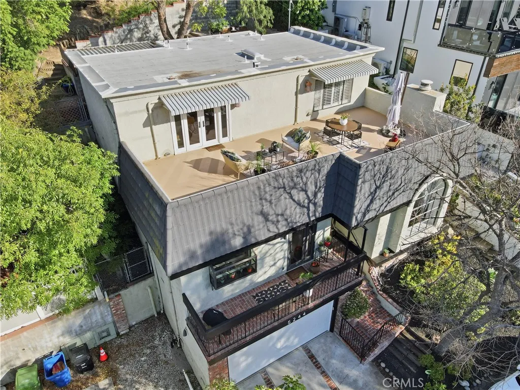 5244 Baza, Woodland Hills, California 91364 home-pic-36