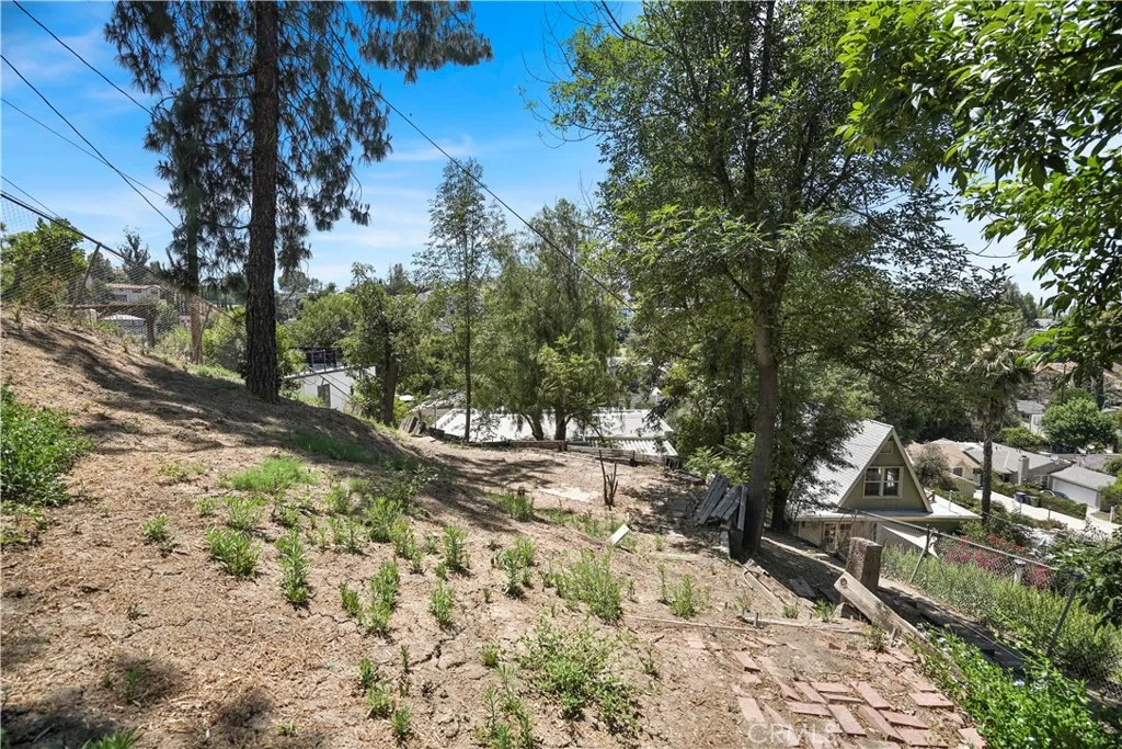 5244 Baza, Woodland Hills, California 91364 home-pic-30