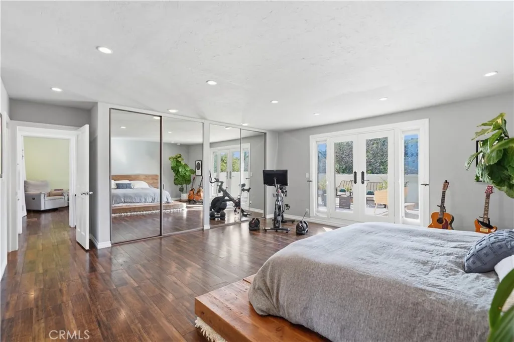 5244 Baza, Woodland Hills, California 91364 home-pic-11