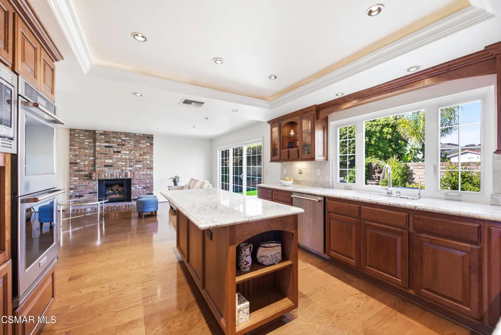 3883 Calle Buena Vista, Newbury Park, California 91320 home-pic-14