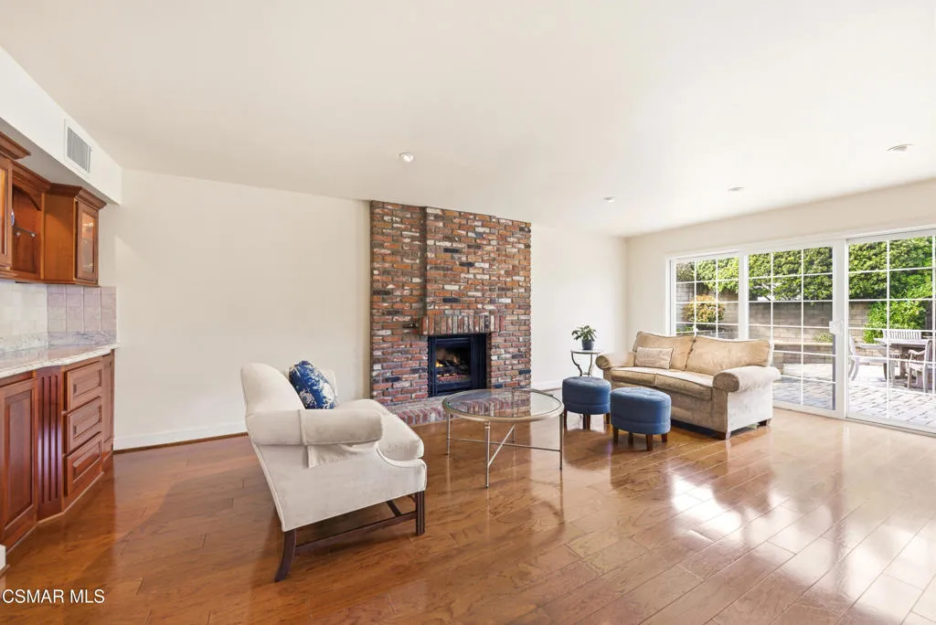 3883 Calle Buena Vista, Newbury Park, California 91320 home-pic-12