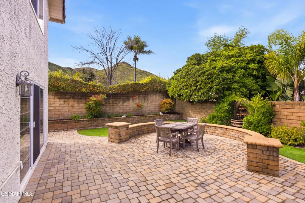 3883 Calle Buena Vista, Newbury Park, California 91320 home-pic-2
