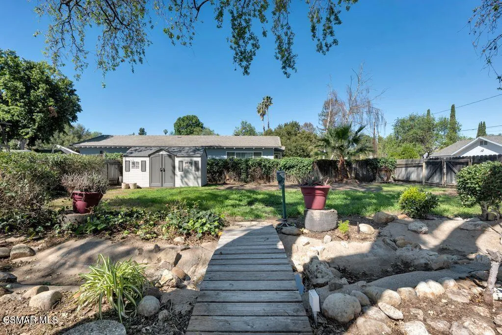685 Paige Lane, Thousand Oaks, California 91360 home-pic-35