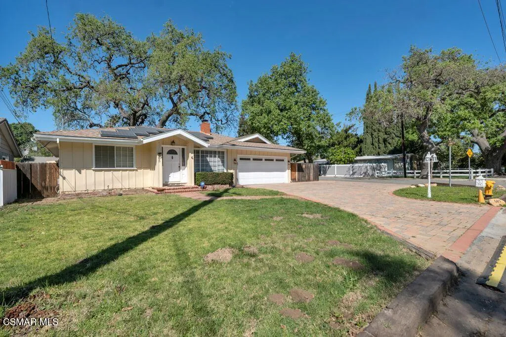 685 Paige Lane, Thousand Oaks, California 91360 home-pic-1