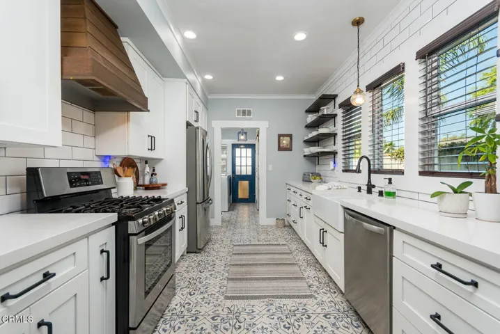 GYP_1955 N Los Robles Ave_018_MLS