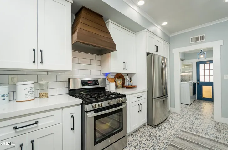 GYP_1955 N Los Robles Ave_019_MLS