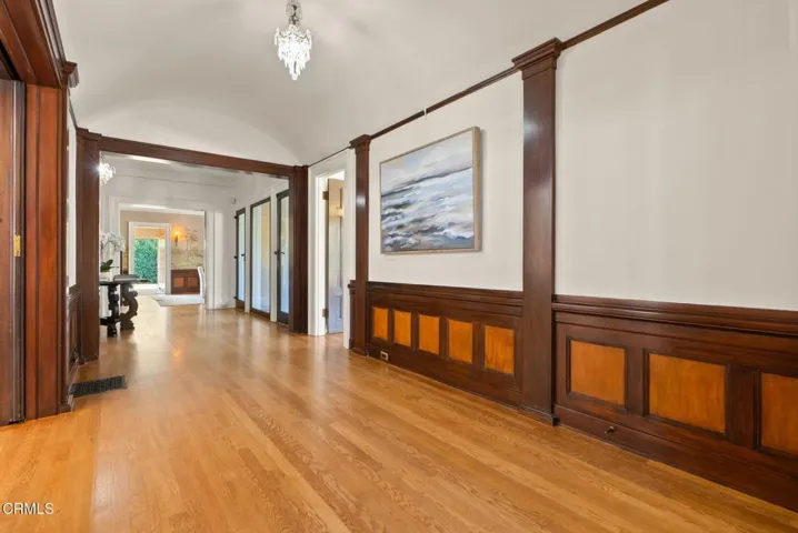 5-8-web-or-mls-203-oaklawn-ave