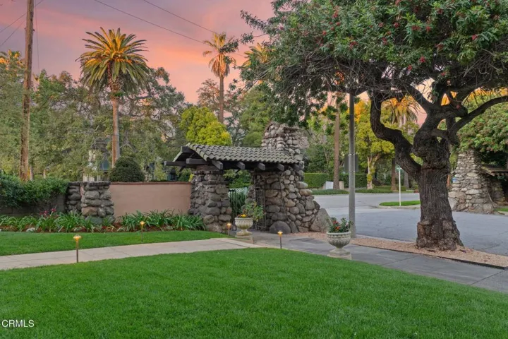 54-94-web-or-mls-203-oaklawn-ave