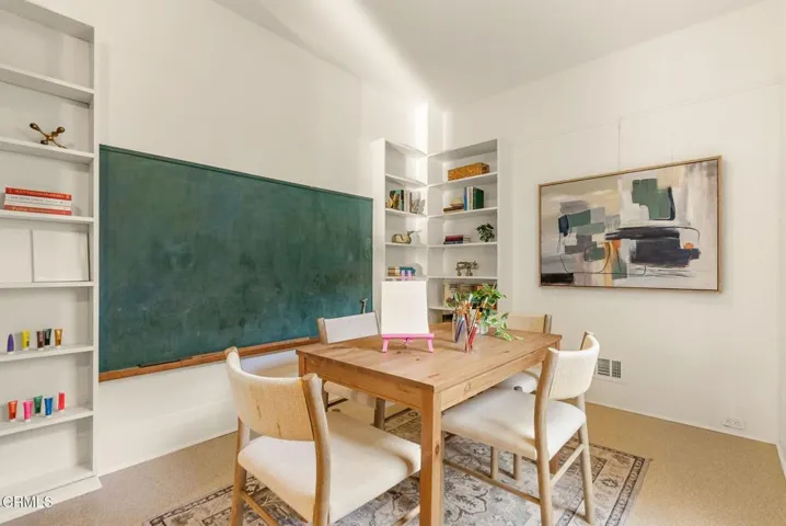26-70-web-or-mls-203-oaklawn-ave