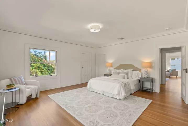 34-28-web-or-mls-203-oaklawn-ave