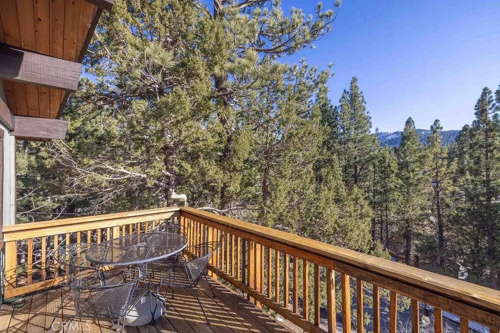 42788 Monterey, Big Bear Lake, California 92315 home-pic-10