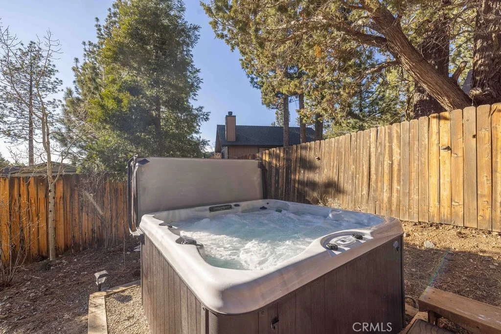 42788 Monterey, Big Bear Lake, California 92315 home-pic-24