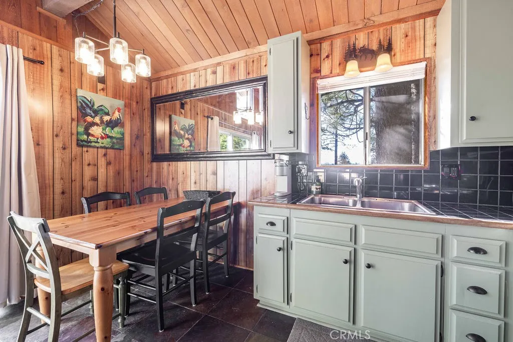 42788 Monterey, Big Bear Lake, California 92315 home-pic-7
