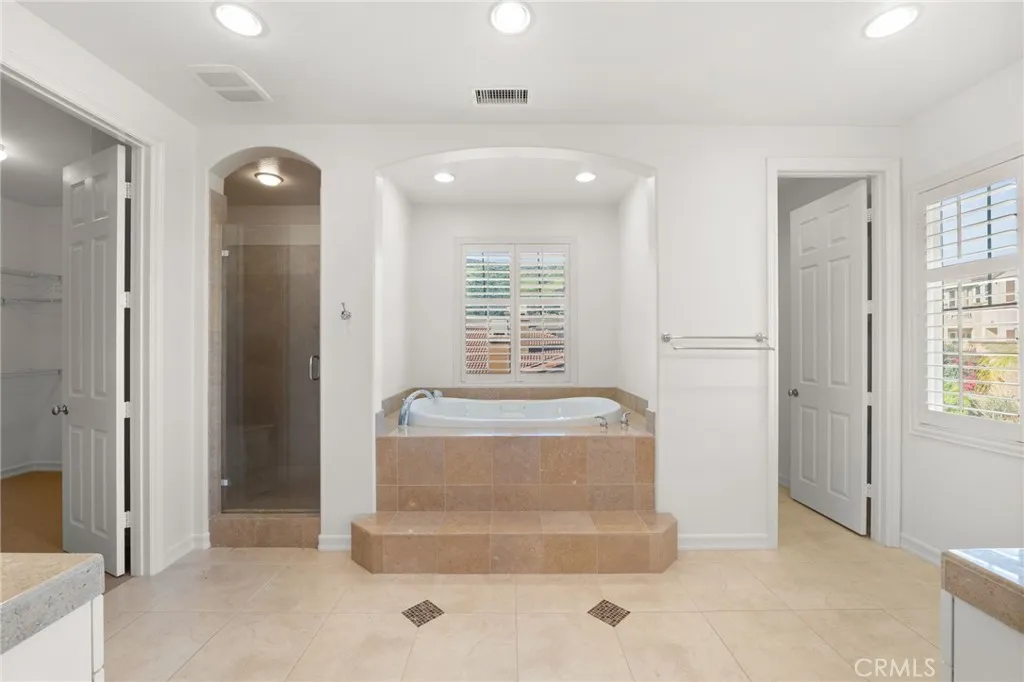 22383 Quiet Bay, Corona, California 92883 home-pic-27