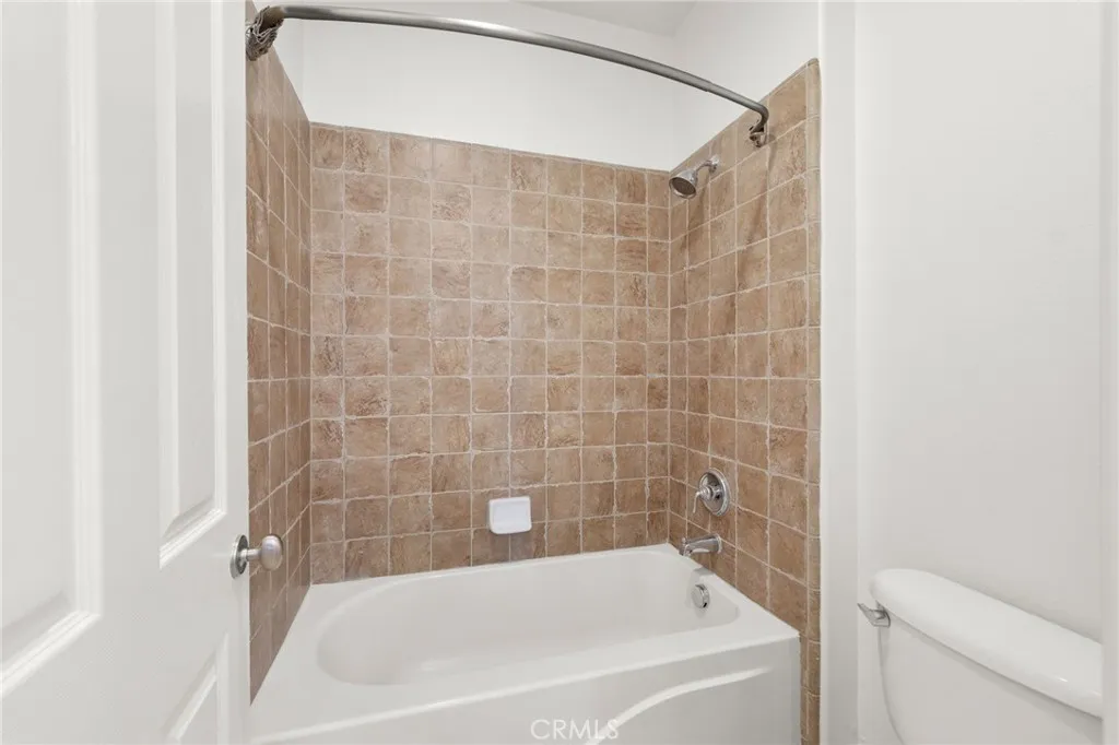 22383 Quiet Bay, Corona, California 92883 home-pic-32