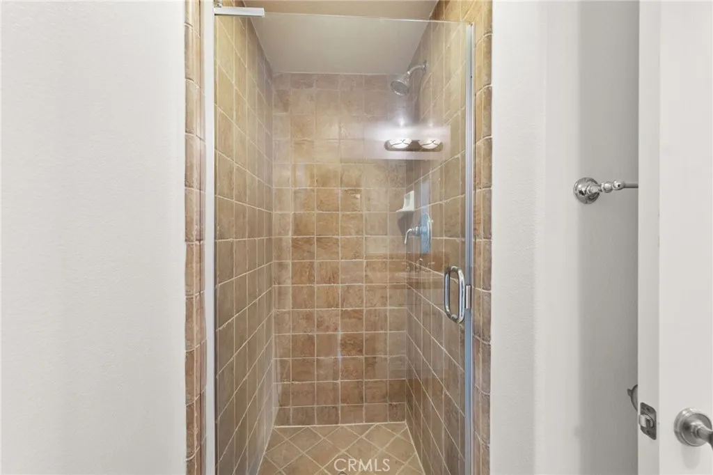 22383 Quiet Bay, Corona, California 92883 home-pic-6