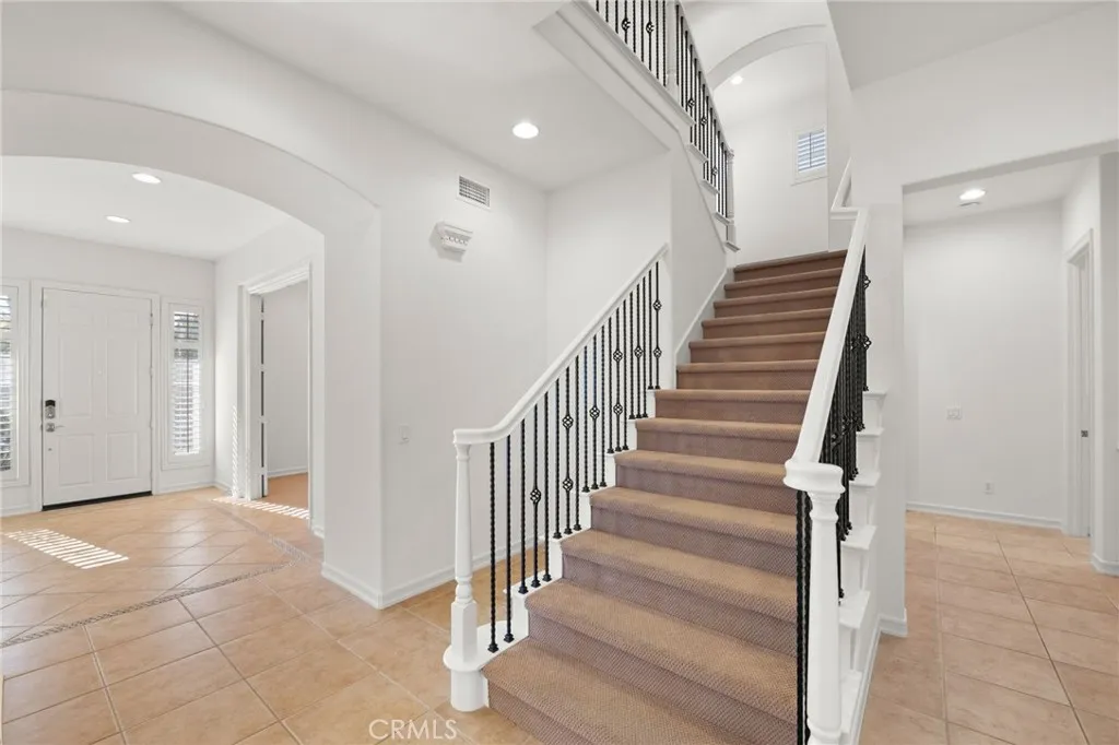 22383 Quiet Bay, Corona, California 92883 home-pic-18