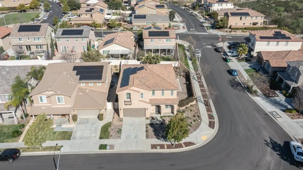 37761 Apache Plume Drive, Murrieta, California 92563 home-pic-46