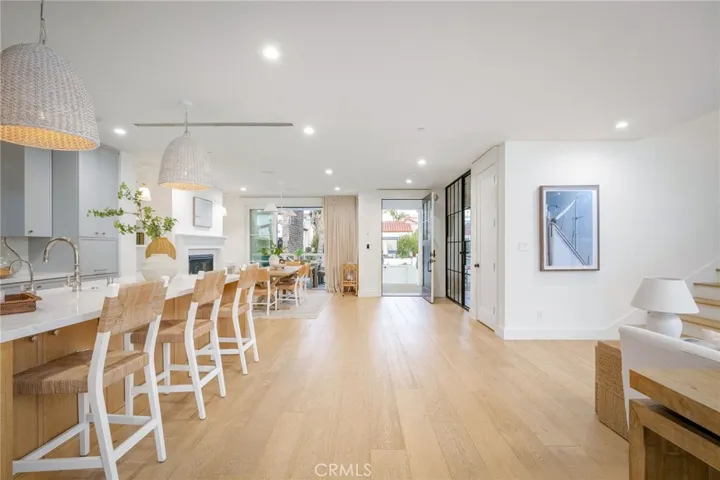 153 Granada Avenue, Long Beach, California 90803