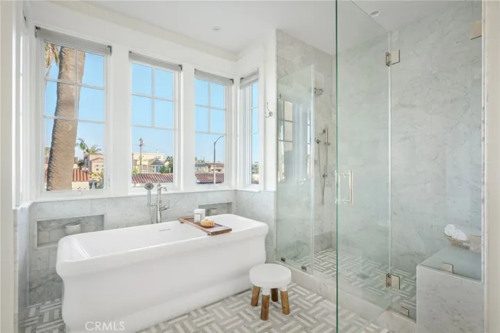 153 Granada Avenue, Long Beach, California 90803