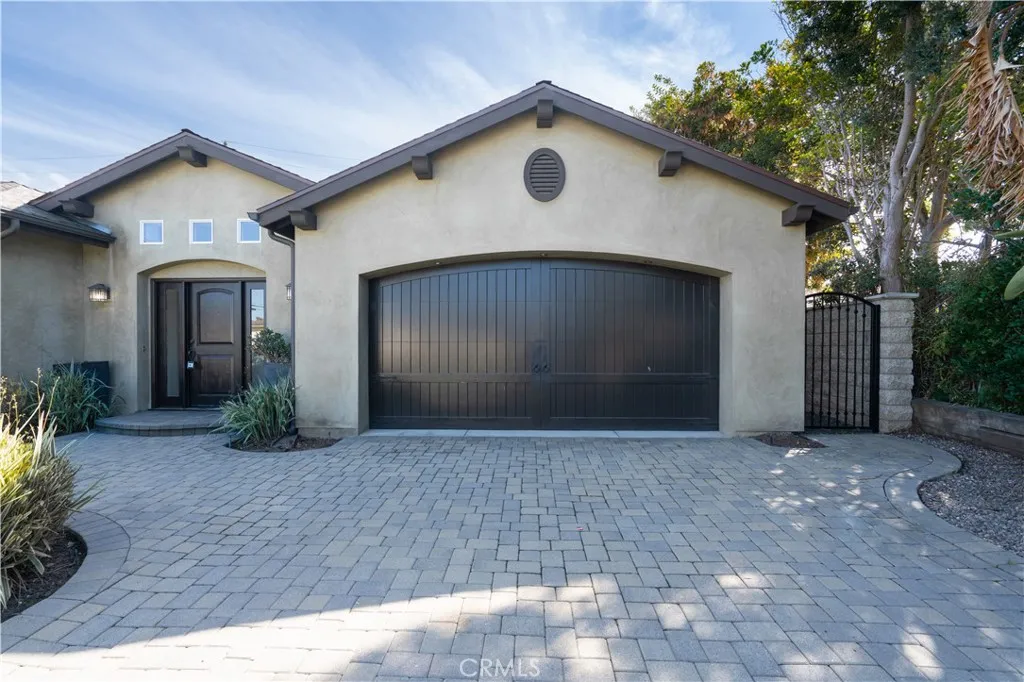 308 Cleveland, Huntington Beach, California 92648 home-pic-4