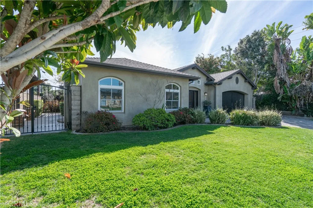 308 Cleveland, Huntington Beach, California 92648 home-pic-33