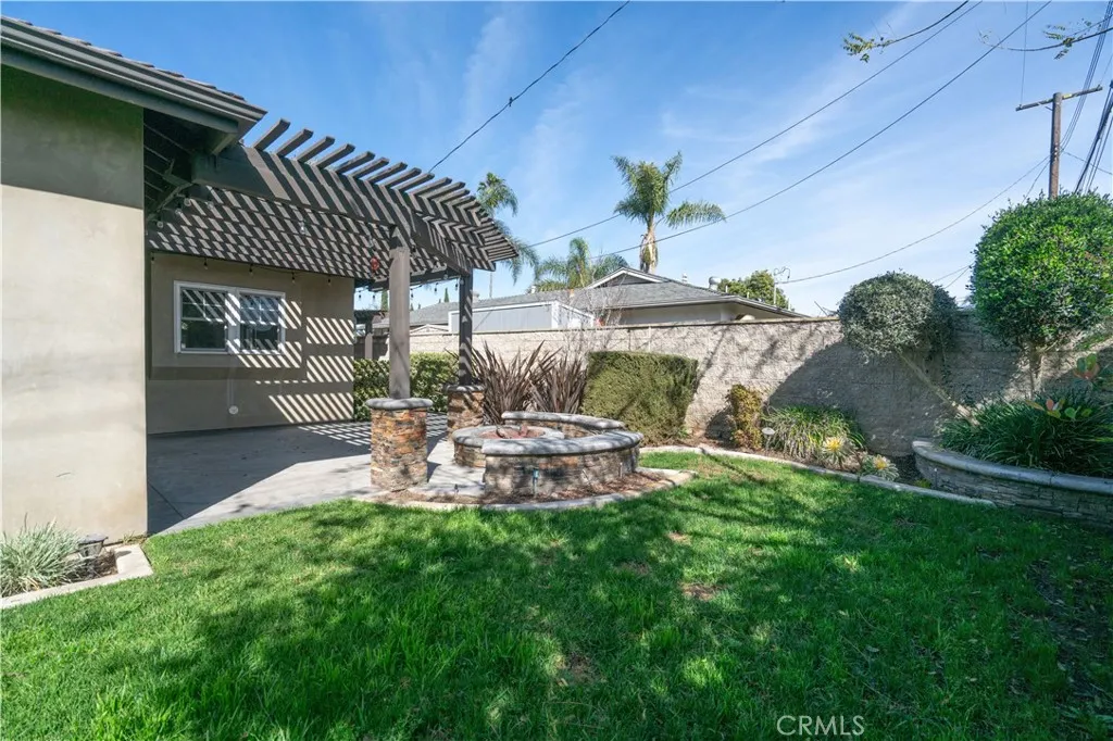308 Cleveland, Huntington Beach, California 92648 home-pic-36