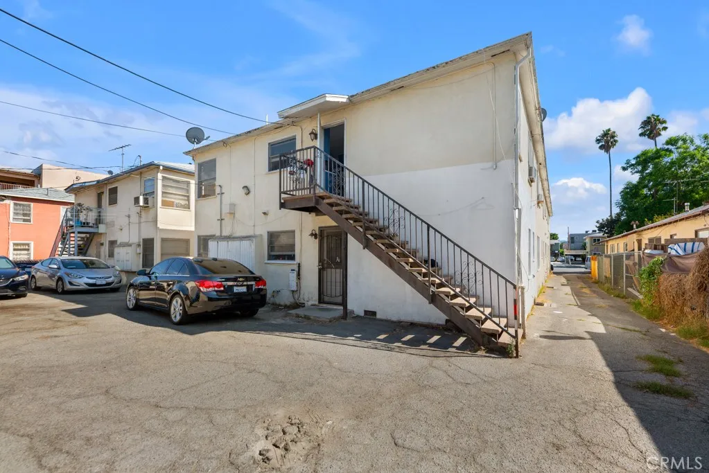 14153 Sylvan, Van Nuys, California 91401 home-pic-12