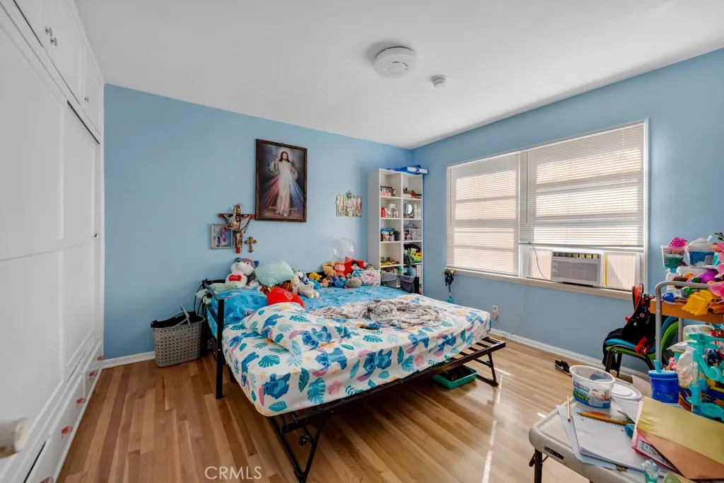 14153 Sylvan, Van Nuys, California 91401 home-pic-7