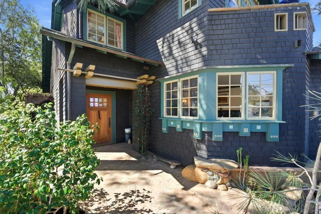 4511 Santa Cruz Avenue, San Diego, California 92107 home-pic-4