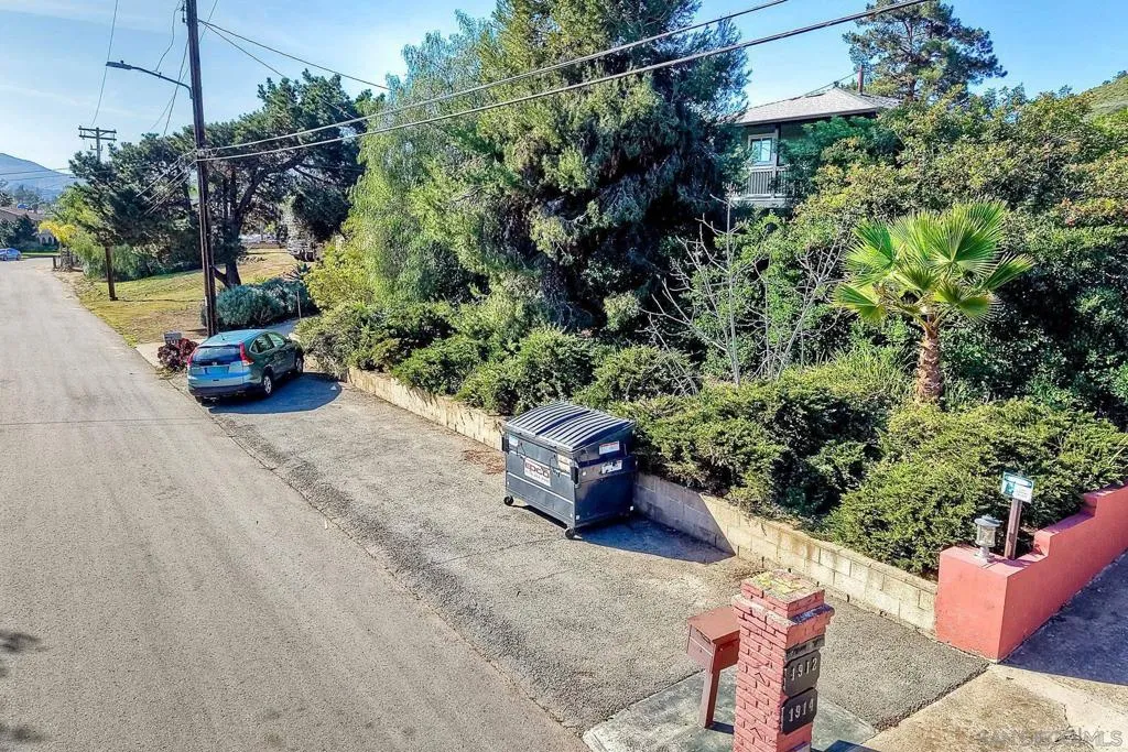 1912 1914 Jalisco Rd, El Cajon, California 92019 home-pic-33