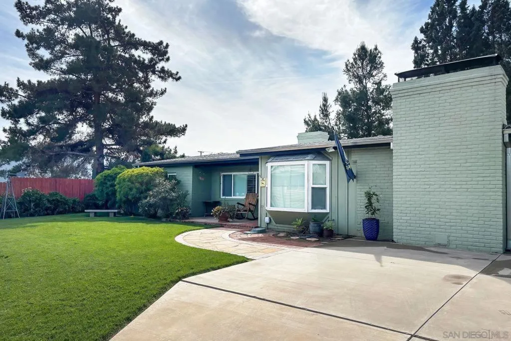 1912 1914 Jalisco Rd, El Cajon, California 92019 home-pic-3