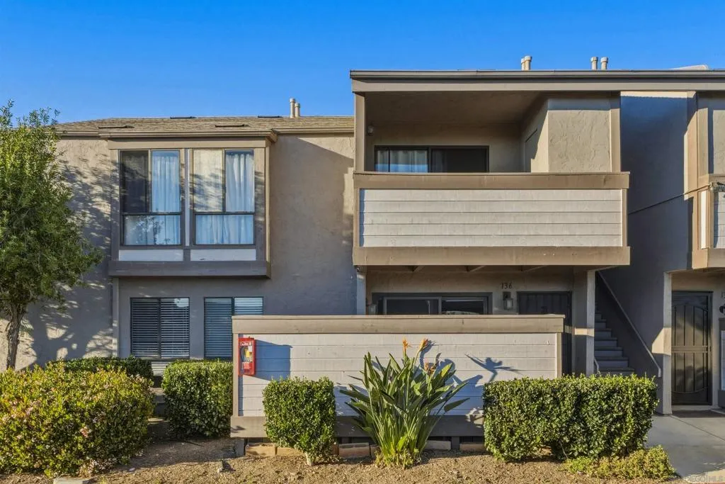 9229 Village Glen Dr 136, San Diego, California 92123 home-pic-21