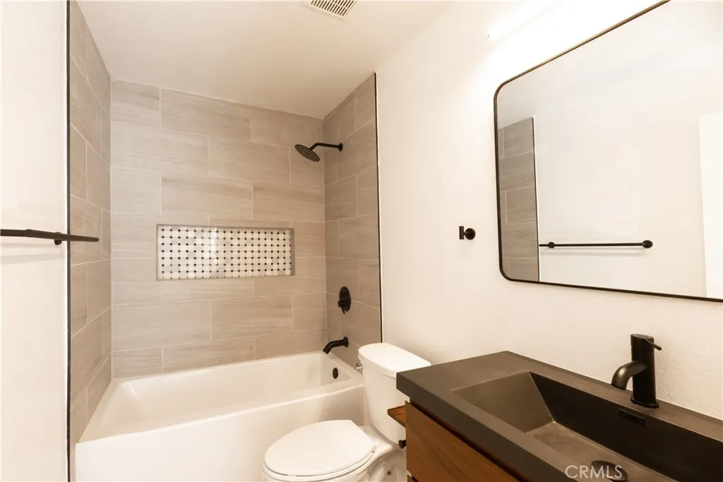 24220 Sylvan Glen B, Diamond Bar, California 91765 home-pic-15