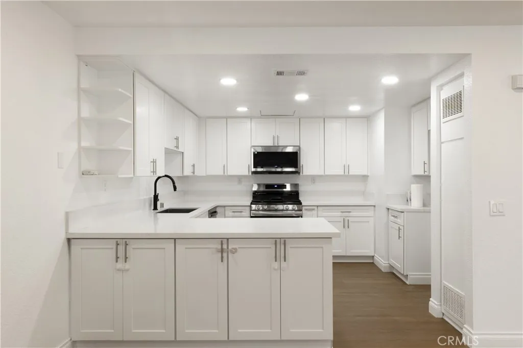 24220 Sylvan Glen B, Diamond Bar, California 91765 home-pic-3
