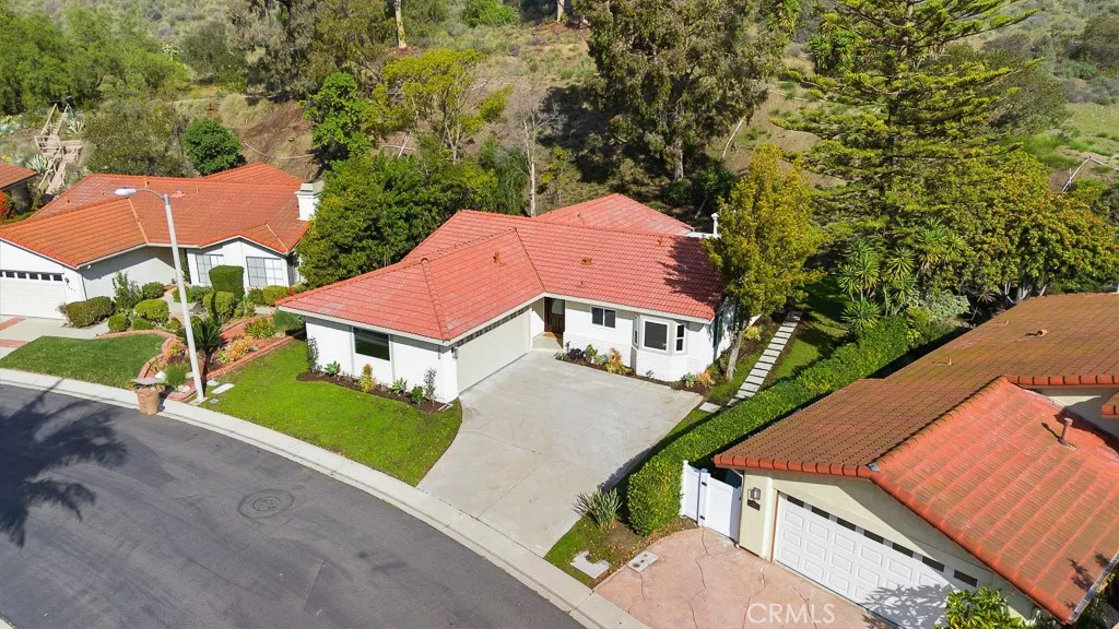 1069 Belleza Street, Camarillo, California 93012 home-pic-52