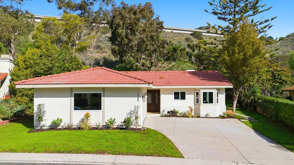1069 Belleza Street, Camarillo, California 93012 home-pic-58