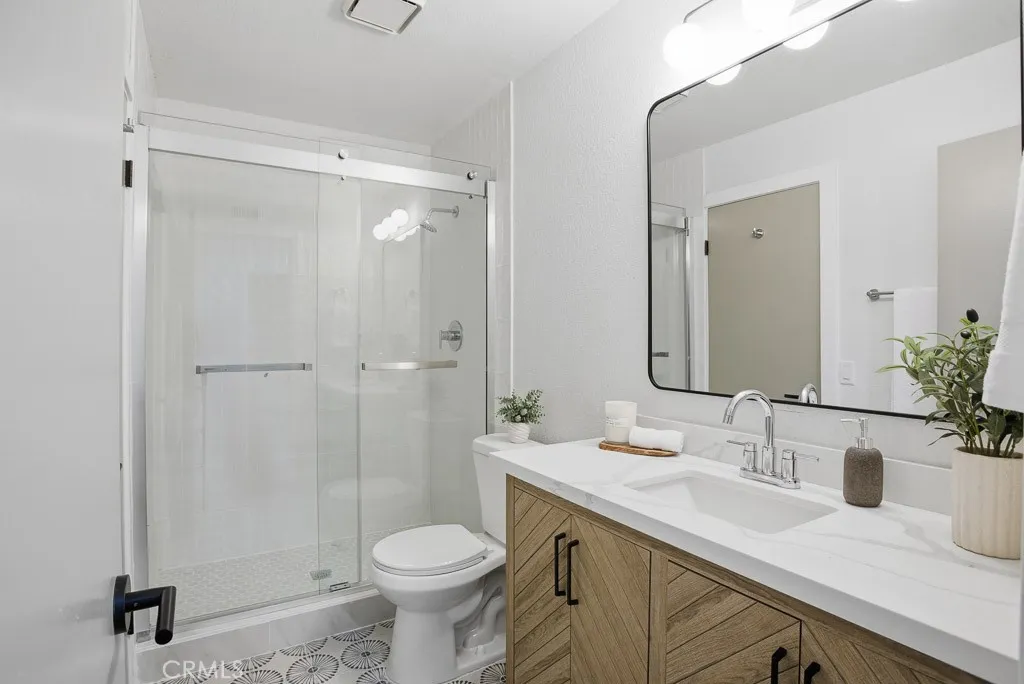 1069 Belleza Street, Camarillo, California 93012 home-pic-36