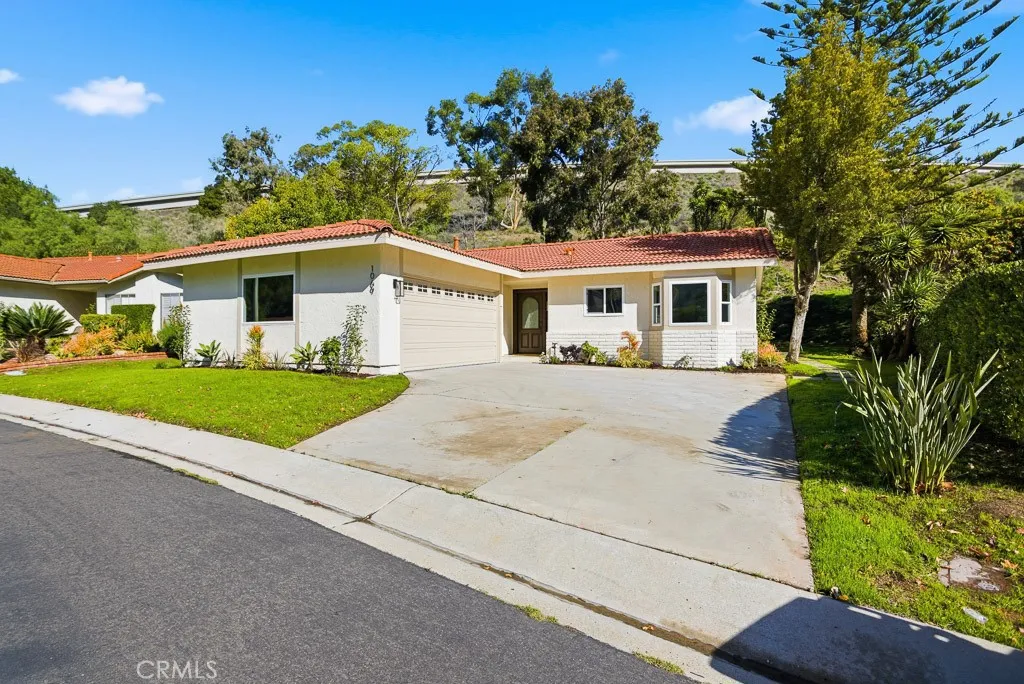 1069 Belleza Street, Camarillo, California 93012 home-pic-59