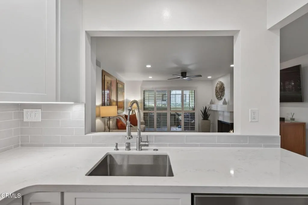 4430 Antigua Way, Oxnard, California 93035 home-pic-29