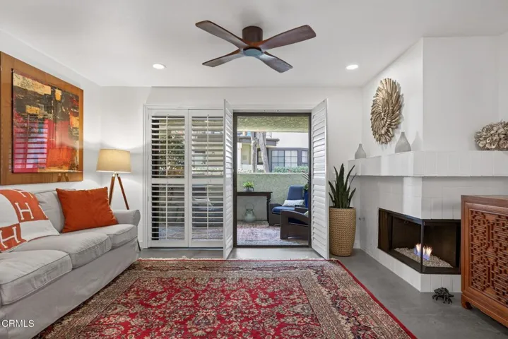 14-web-or-mls-UpmarketMedia-4430Ant-024