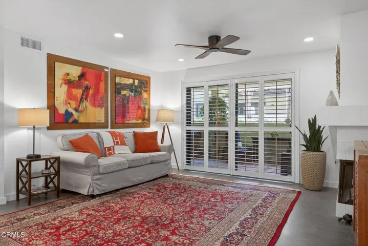 8-web-or-mls-UpmarketMedia-4430Ant-004