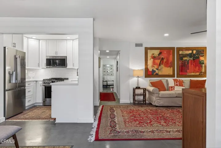 7-web-or-mls-UpmarketMedia-4430Ant-002