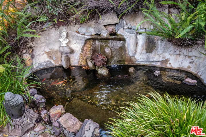 8066 Woodland Lane, Los Angeles, California 90046