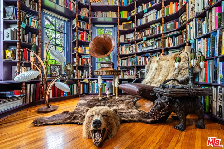 8066 Woodland Lane, Los Angeles, California 90046