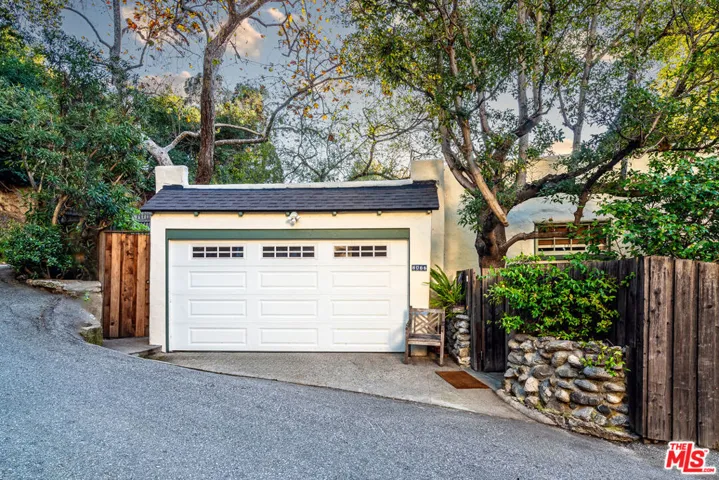 8066 Woodland Lane, Los Angeles, California 90046